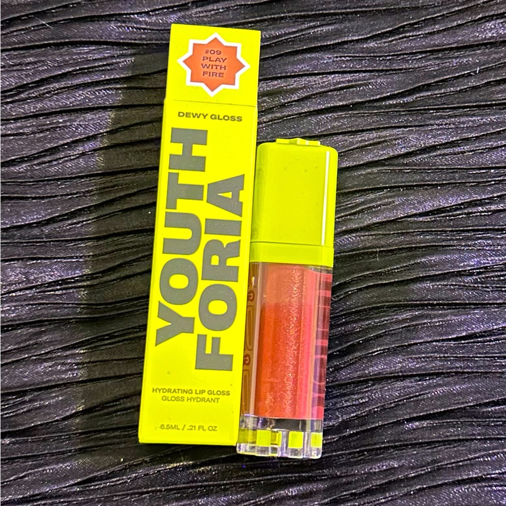 NIB YF gloss